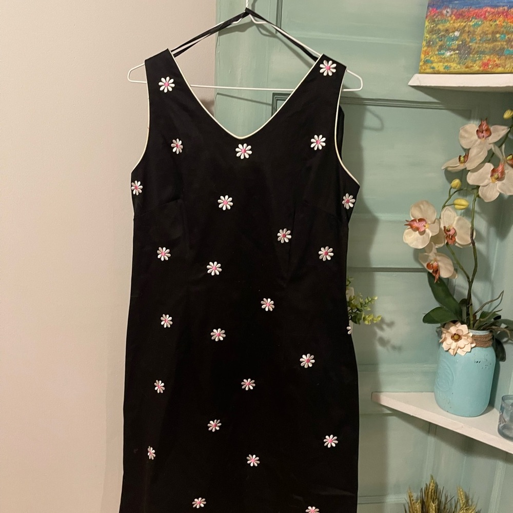 Sag Harbor size 12. Never worn. Black with flowers